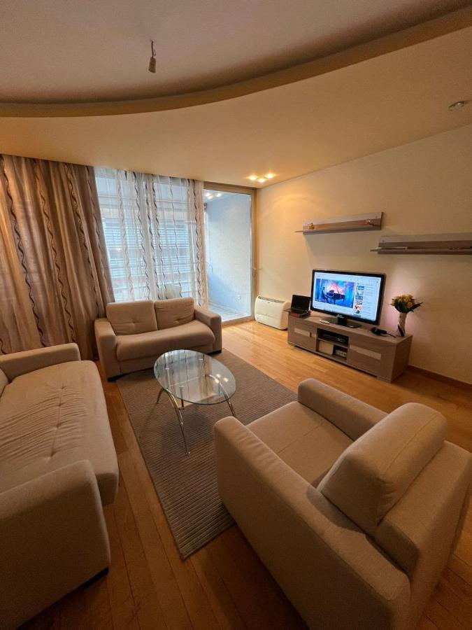 'M&M' Two Bedroom Apartment In Center Of Budva Exterior photo