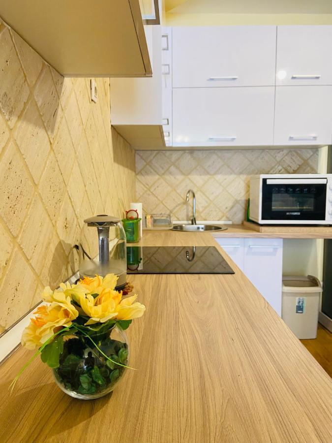 'M&M' Two Bedroom Apartment In Center Of Budva Exterior photo